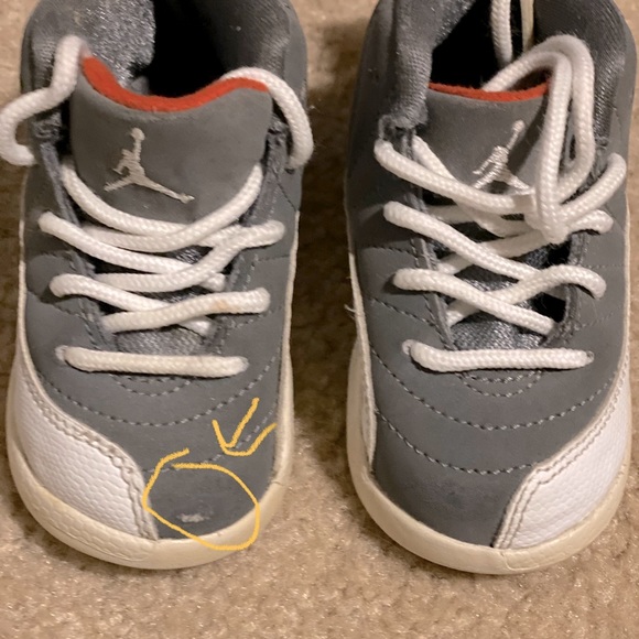 Retro Infant Jordan 12, some wear and tear (see pic)small scuff right shoe toe. - Picture 3 of 4